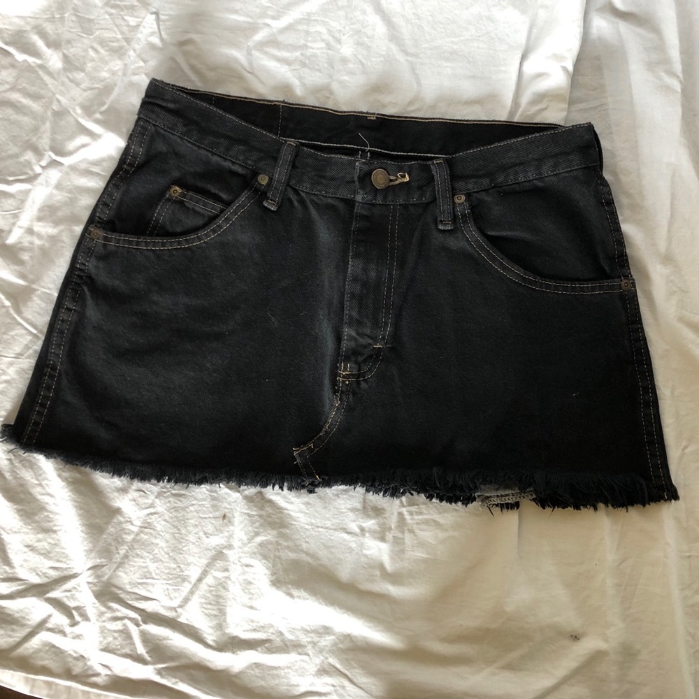 Low Rise Black Wrangler Denim Skirt